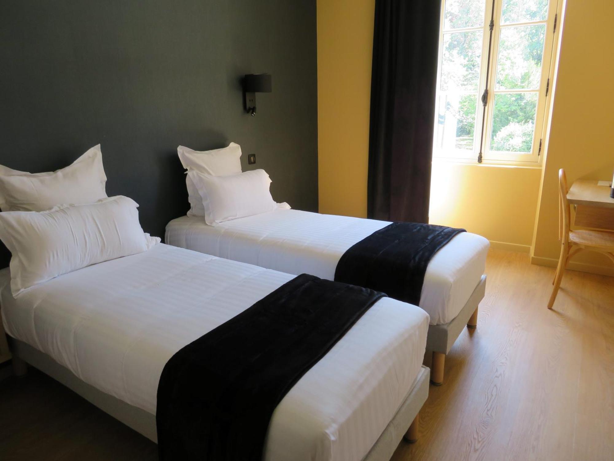 Le Relais De Montignac Hotel Екстериор снимка
