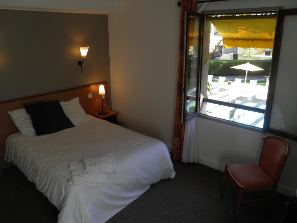Le Relais De Montignac Hotel Екстериор снимка